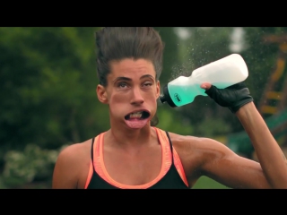 Что будет, если замедлить воспроизведение ломания костей